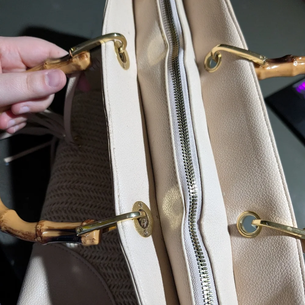 CWonder Cream Purse With Bamboo Handles 14.5Wx11.5Hx4D Stains As Shown - Picture 7 of 13
